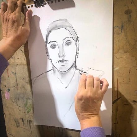 Lifedrawing student in action 2026